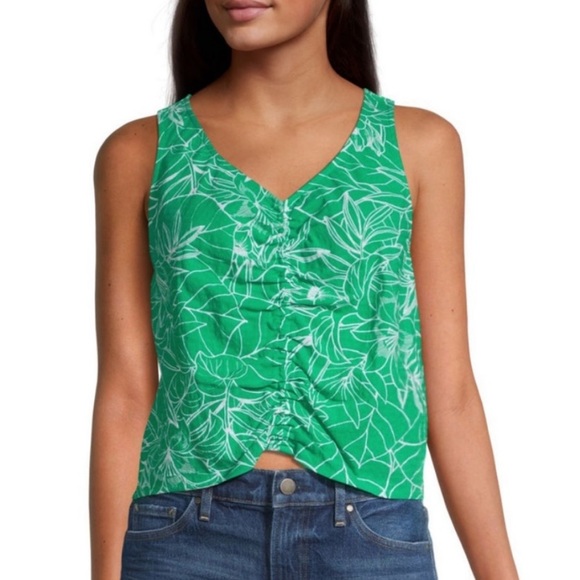 a.n.a Tops - Crop Top